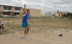 Teste de equilíbrio no slackline